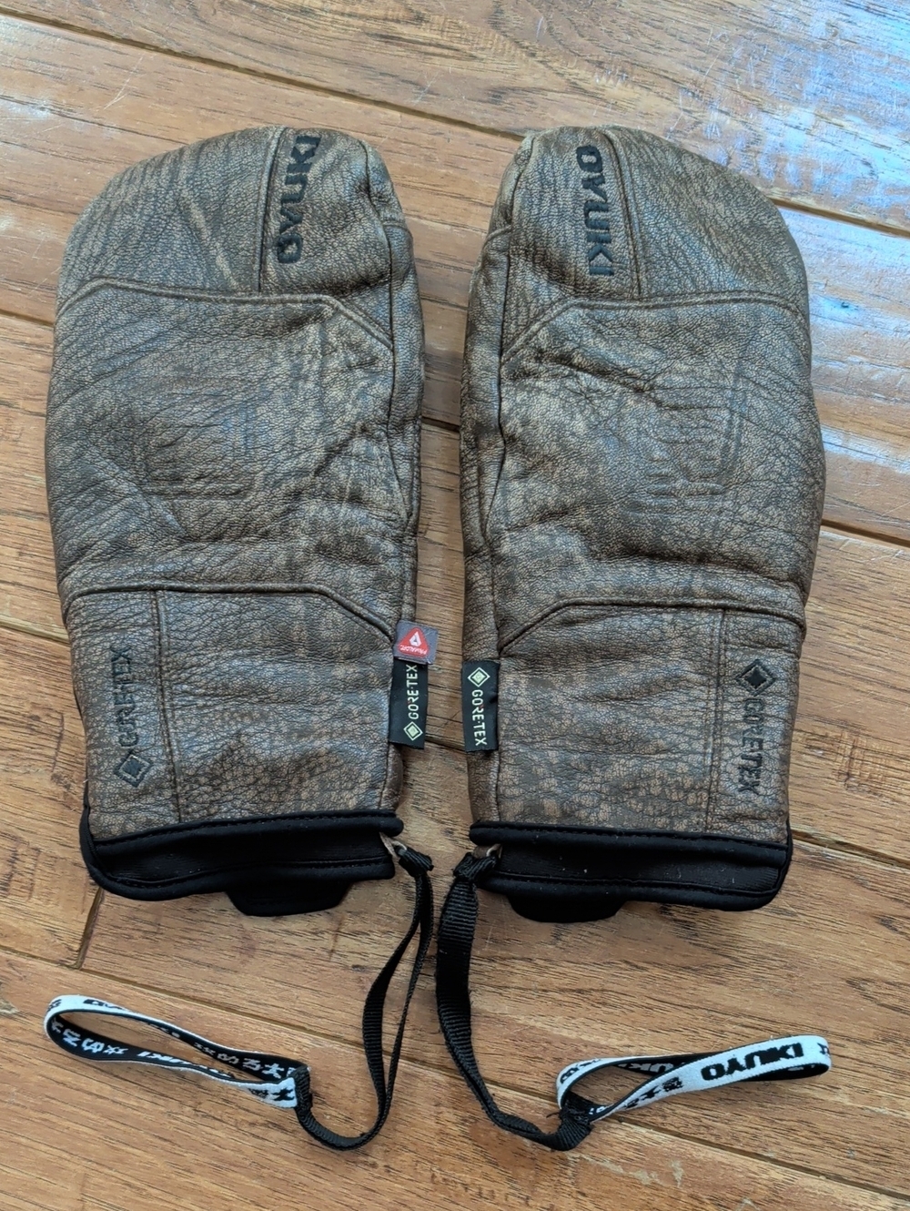 Oyuki Sencho GTX GORE-TEX Brown Leather Snow Mittens